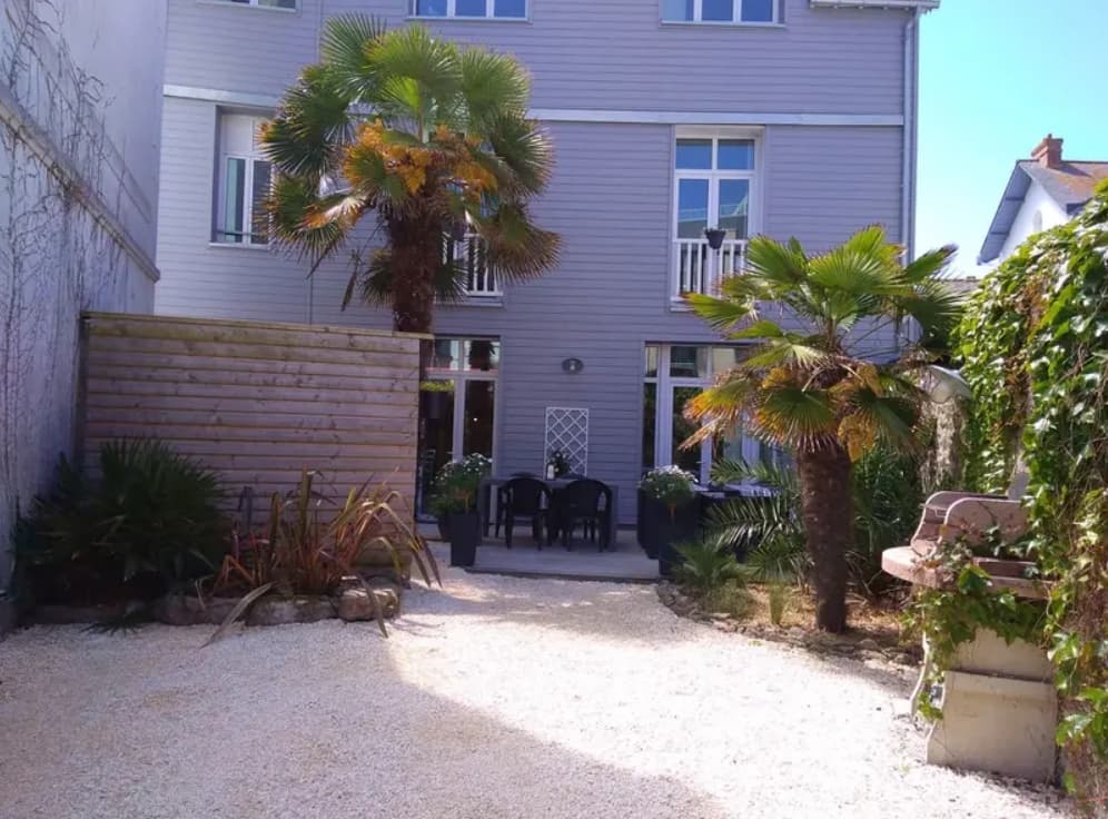 Picture of house